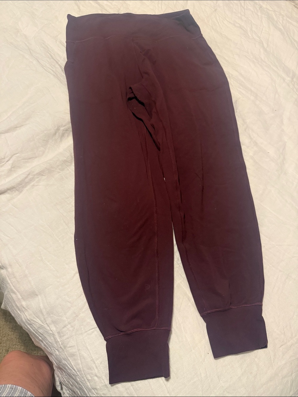 Lululemon women’s joggers size 12